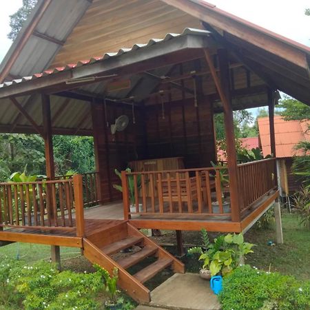Sabai House Bungalow ヤオノイ島 エクステリア 写真
