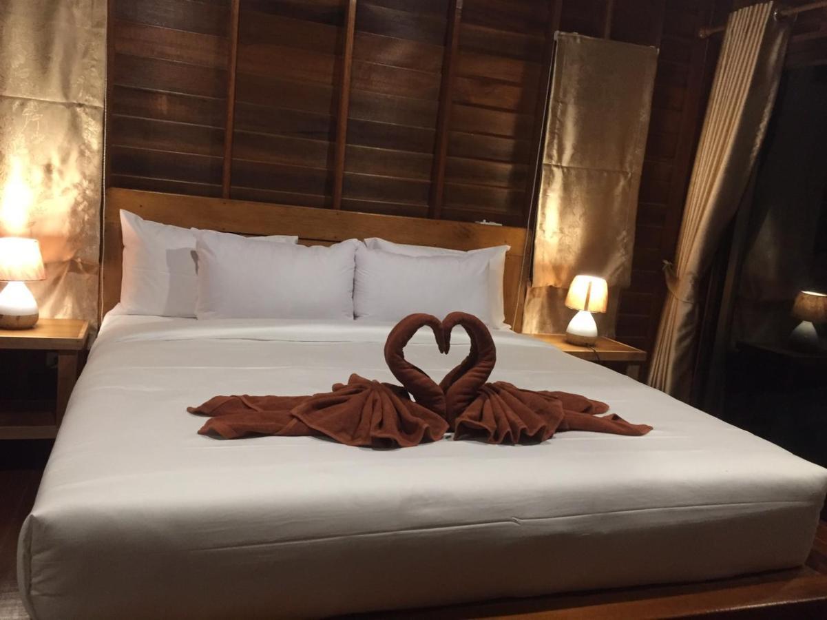 Sabai House Bungalow ヤオノイ島 エクステリア 写真