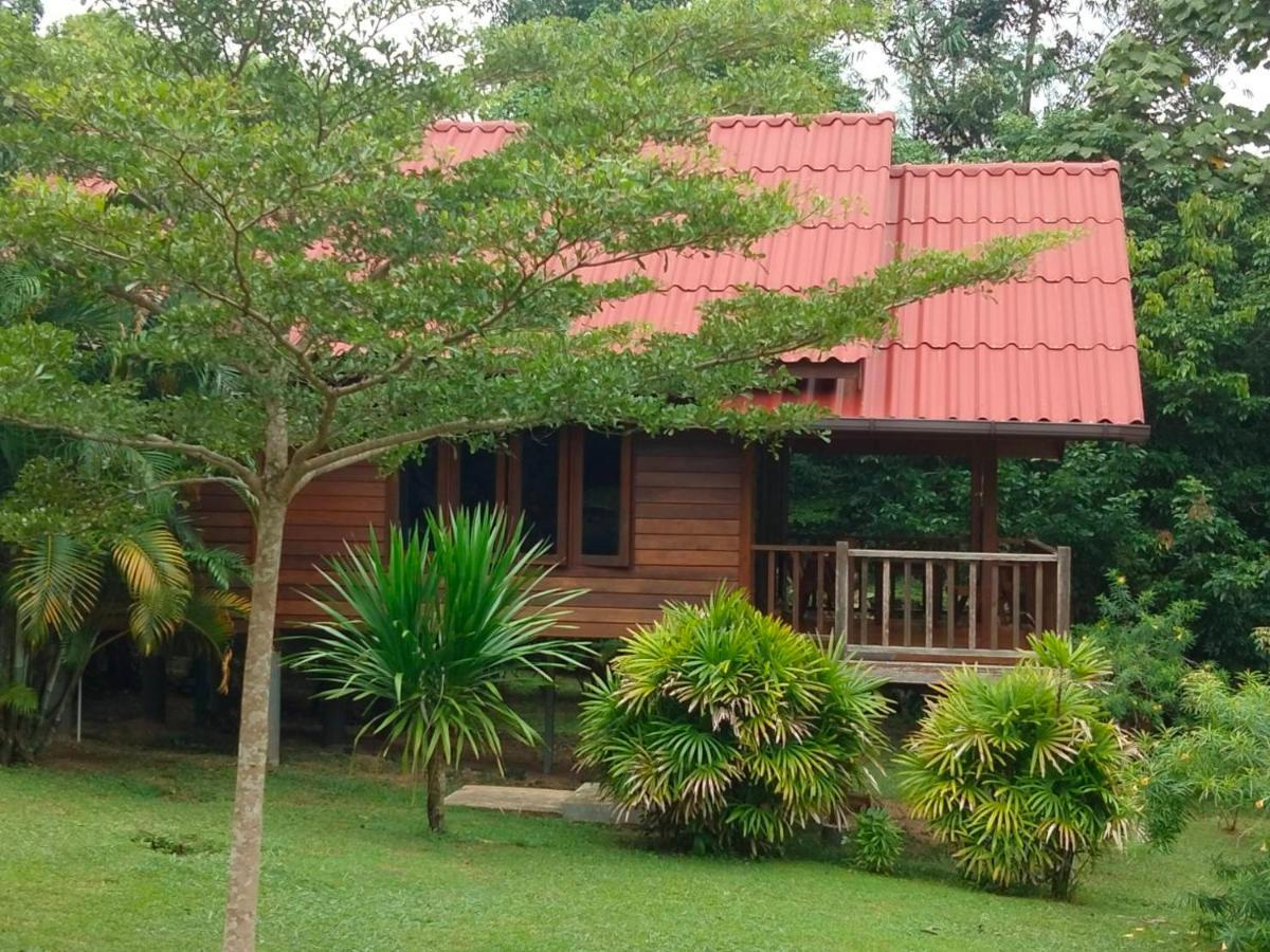 Sabai House Bungalow ヤオノイ島 エクステリア 写真
