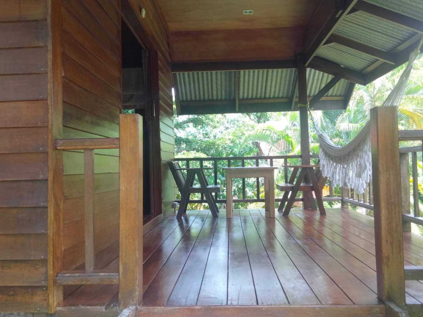 Sabai House Bungalow ヤオノイ島 エクステリア 写真
