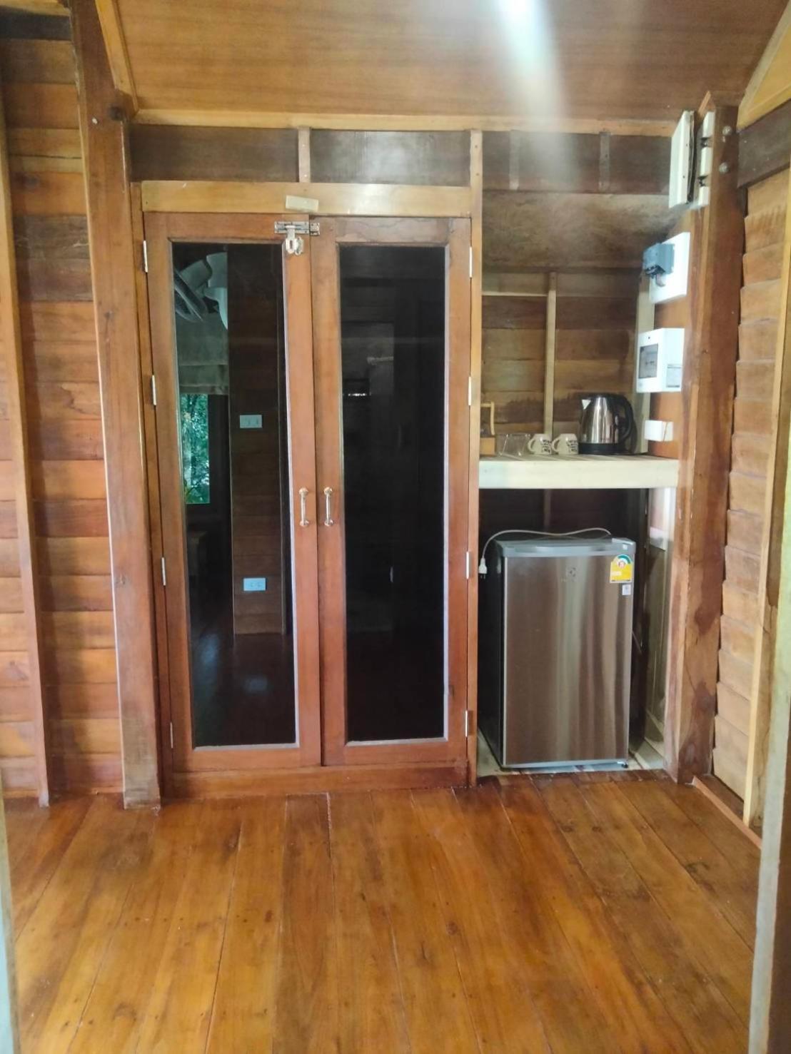 Sabai House Bungalow ヤオノイ島 エクステリア 写真